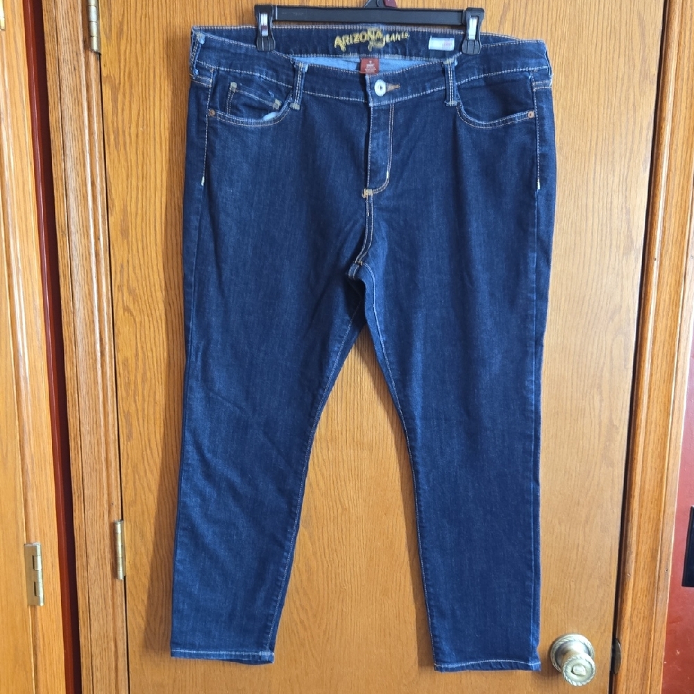 Arizona Jean Company Blue Straight Leg Jeans